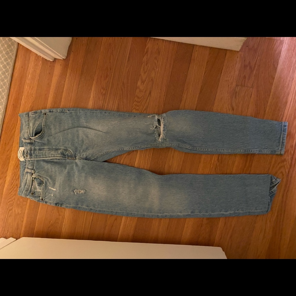 Size 27| Reformation light wash Skinny jeans with rips